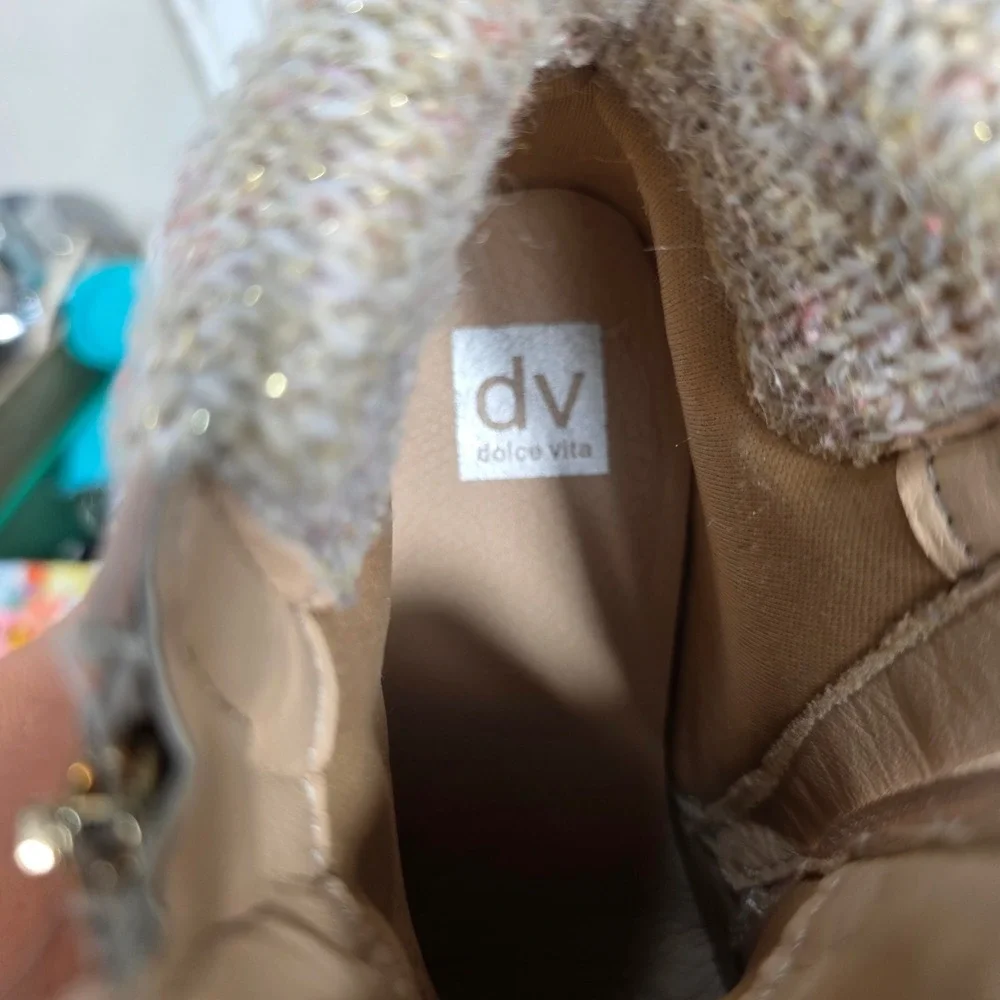 DV Dolce Vita Nautra Girls Blush Pink Faux Leather Sweater Collar Ankle Boots 3